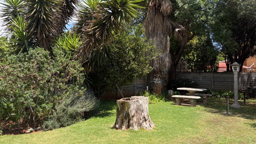 1 Bedroom Property for Sale in Potchefstroom North North West